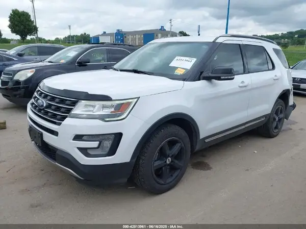 1FM5K8DH8HGC24324 2017 FORD EXPLORER - Image 2