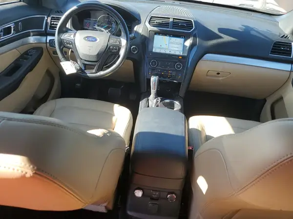 1FM5K8DH8HGC83227 2017 FORD EXPLORER - Image 8