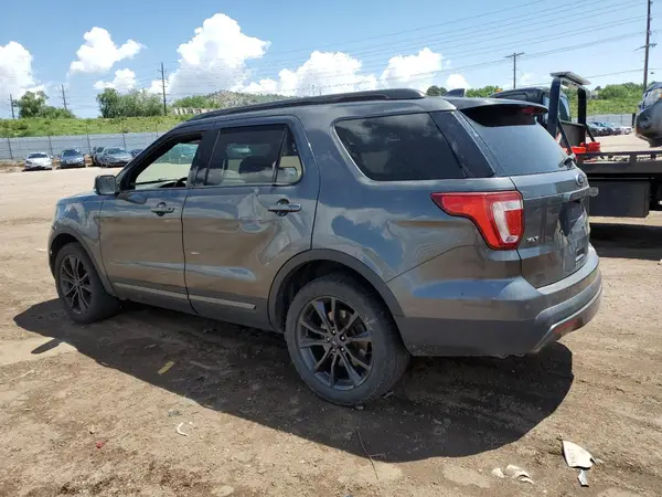 1FM5K8DH8HGD37674 2017 FORD EXPLORER - Image 2
