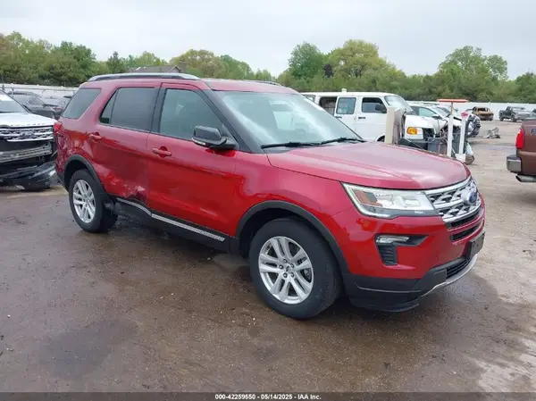 1FM5K8DH8JGA13677 2018 FORD EXPLORER - Image 1
