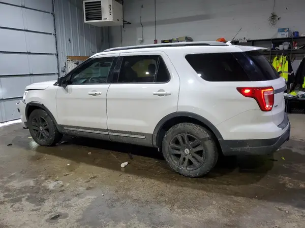 1FM5K8DH8JGB01760 2018 FORD EXPLORER - Image 2