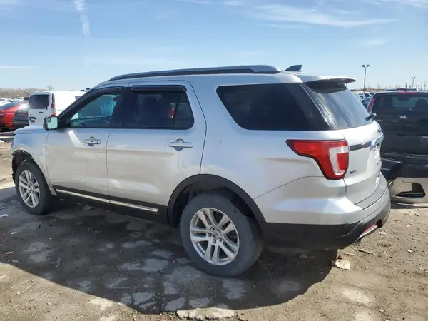 1FM5K8DH8JGC66983 2018 FORD EXPLORER - Image 2