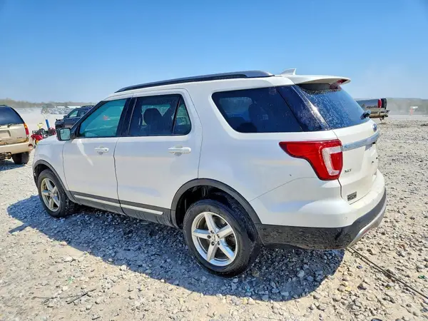1FM5K8DH9GGC47061 2016 FORD EXPLORER - Image 2