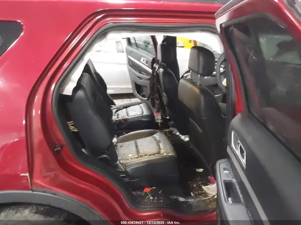 1FM5K8DH9HGD12590 2017 FORD EXPLORER - Image 8