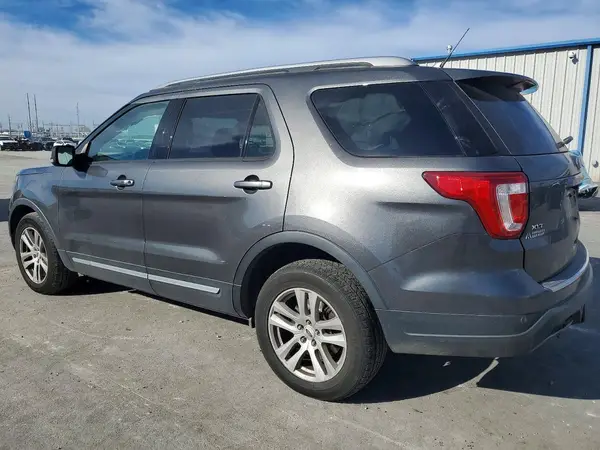 1FM5K8DH9JGA86508 2018 FORD EXPLORER - Image 2