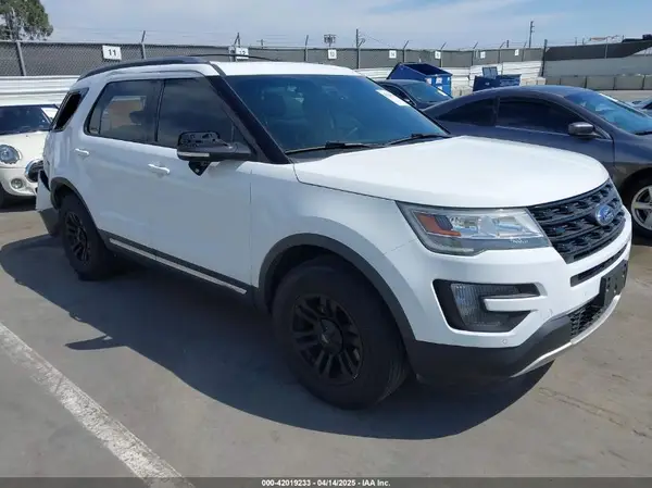 1FM5K8DHXGGA72450 2016 FORD EXPLORER - Image 1