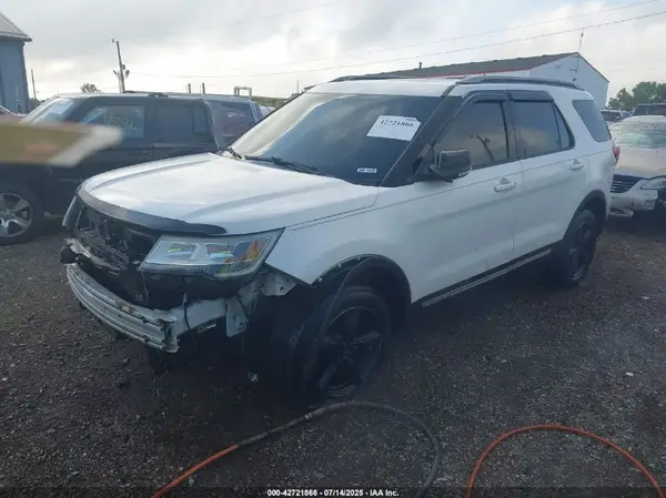 1FM5K8DHXGGC56867 2016 FORD EXPLORER - Image 2