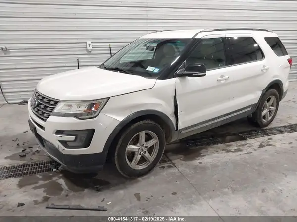 1FM5K8DHXHGB03049 2017 FORD EXPLORER - Image 2
