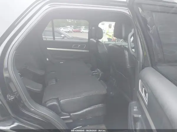 1FM5K8DHXHGB85543 2017 FORD EXPLORER - Image 8