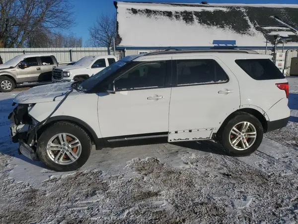 1FM5K8DHXHGC10974 2017 FORD EXPLORER - Image 1