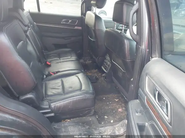 1FM5K8F80HGC07000 2017 FORD EXPLORER - Image 8