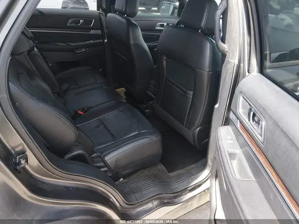 1FM5K8F80HGC23357 2017 FORD EXPLORER - Image 8