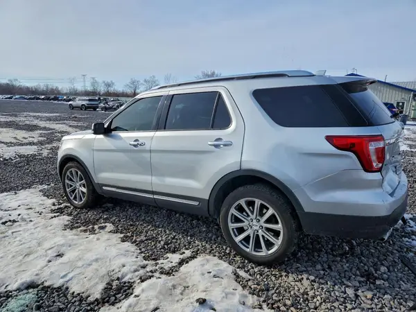 1FM5K8F80HGD24625 2017 FORD EXPLORER - Image 2