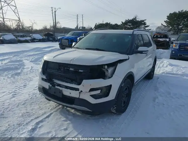 1FM5K8F80HGE16124 2017 FORD EXPLORER - Image 2
