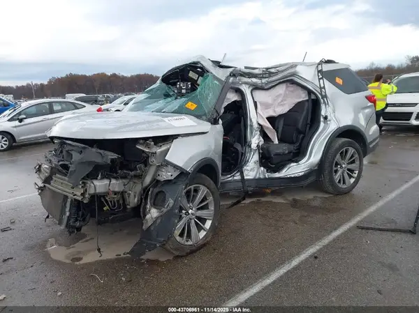 1FM5K8F80JGA28820 2018 FORD EXPLORER - Image 2