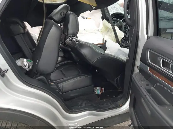 1FM5K8F80JGA28820 2018 FORD EXPLORER - Image 8