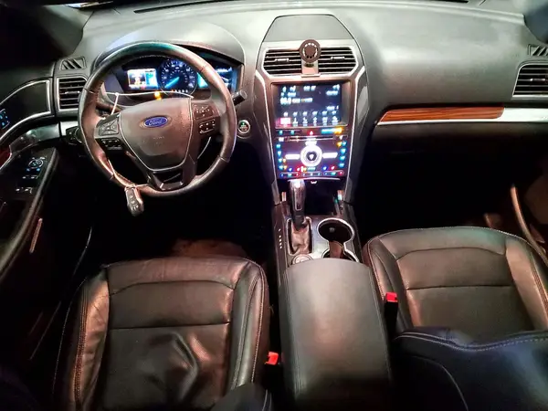 1FM5K8F81HGA35138 2017 FORD EXPLORER - Image 8