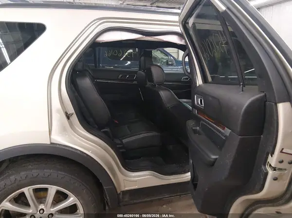 1FM5K8F81HGA64185 2017 FORD EXPLORER - Image 8
