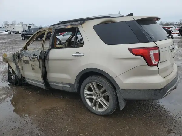 1FM5K8F81HGB42206 2017 FORD EXPLORER - Image 2