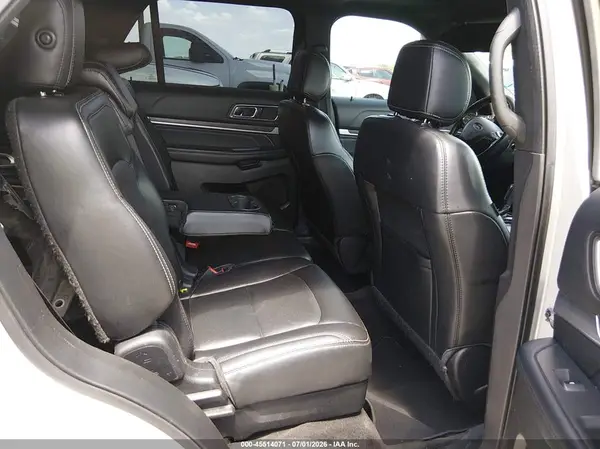 1FM5K8F81HGC06938 2017 FORD EXPLORER - Image 8