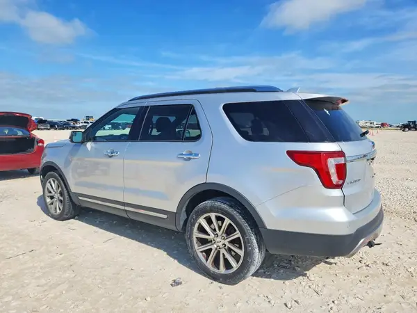 1FM5K8F81HGC68792 2017 FORD EXPLORER - Image 2