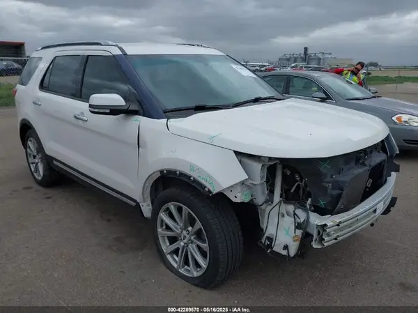 1FM5K8F81HGC70185 2017 FORD EXPLORER - Image 1