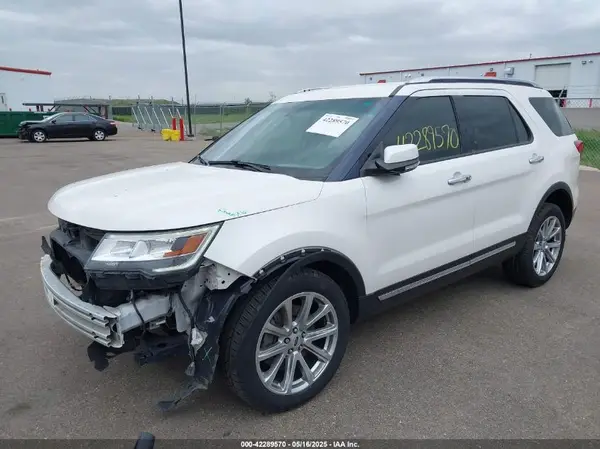 1FM5K8F81HGC70185 2017 FORD EXPLORER - Image 2