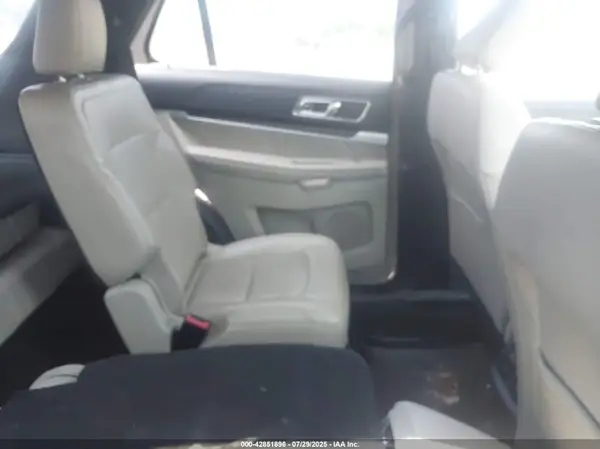 1FM5K8F81JGC56812 2018 FORD EXPLORER - Image 8