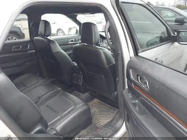 1FM5K8F81KGB12243 2019 FORD EXPLORER - Image 8