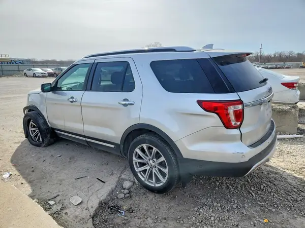 1FM5K8F82GGA18573 2016 FORD EXPLORER - Image 2