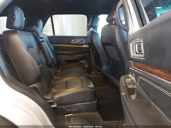 1FM5K8F82GGC14058 2016 FORD EXPLORER - Image 8