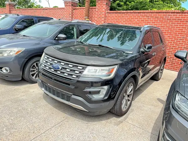 1FM5K8F82HGA16601 2017 FORD EXPLORER - Image 2