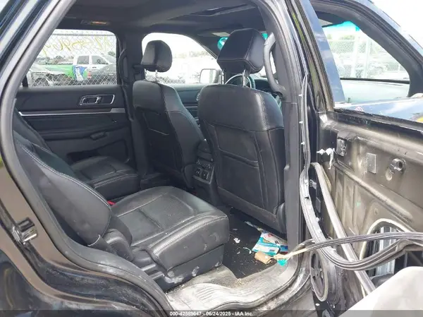 1FM5K8F82HGB20599 2017 FORD EXPLORER - Image 8