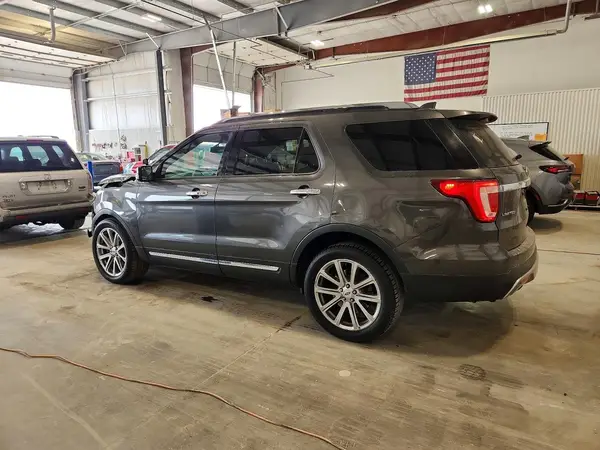 1FM5K8F82HGC27152 2017 FORD EXPLORER - Image 2