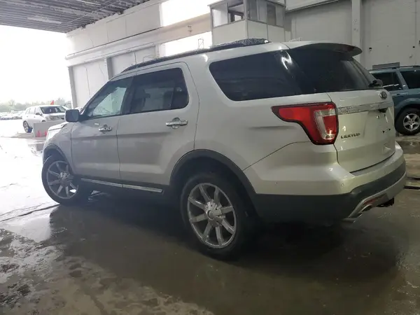 1FM5K8F82HGC30066 2017 FORD EXPLORER - Image 2