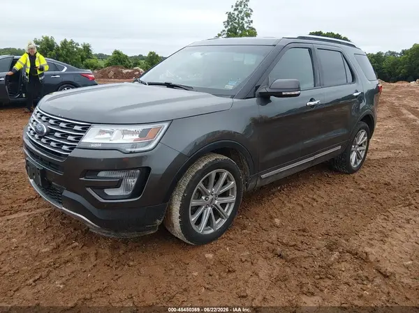 1FM5K8F82HGC37955 2017 FORD EXPLORER - Image 2