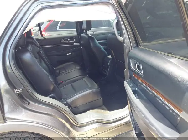 1FM5K8F82JGA70308 2018 FORD EXPLORER - Image 8
