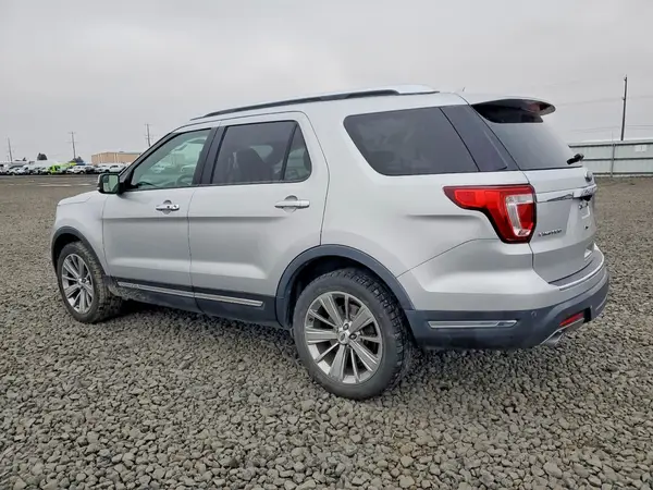 1FM5K8F82JGA70499 2018 FORD EXPLORER - Image 2