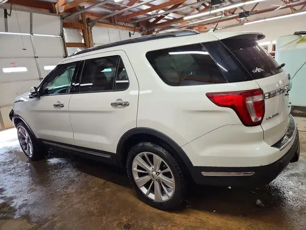 1FM5K8F82KGA85716 2019 FORD EXPLORER - Image 2