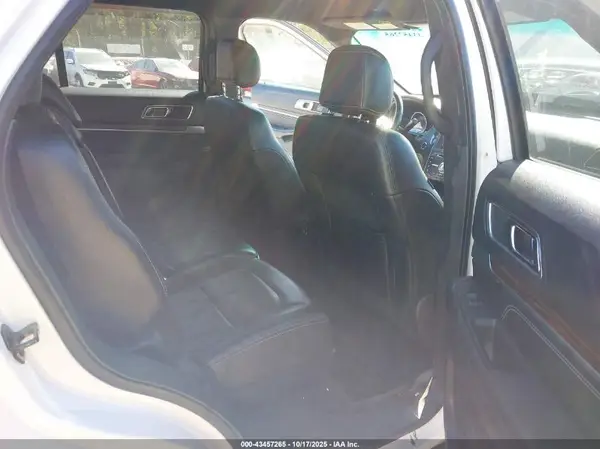 1FM5K8F83HGA18289 2017 FORD EXPLORER - Image 8