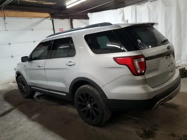 1FM5K8F83HGA34928 2017 FORD EXPLORER - Image 2
