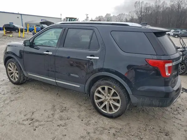 1FM5K8F83HGC37981 2017 FORD EXPLORER - Image 2