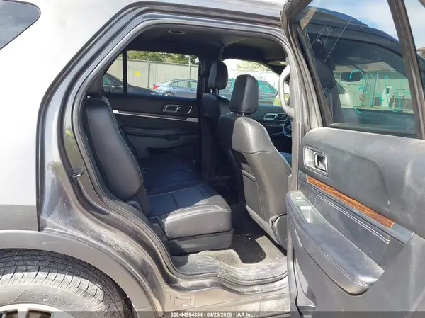1FM5K8F83JGA85724 2018 FORD EXPLORER - Image 8