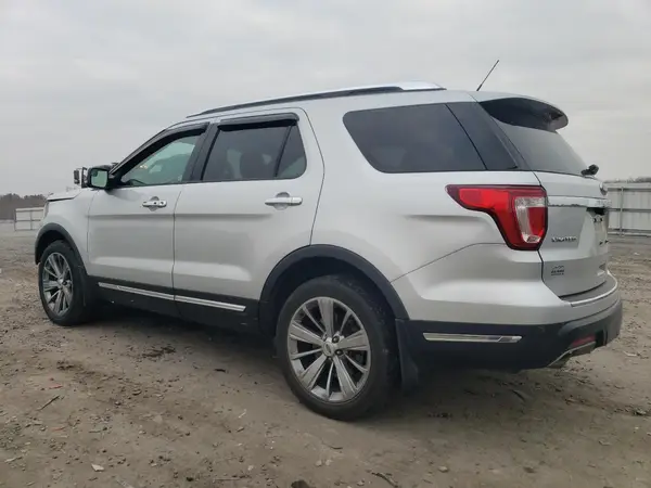 1FM5K8F83JGB76010 2018 FORD EXPLORER - Image 2