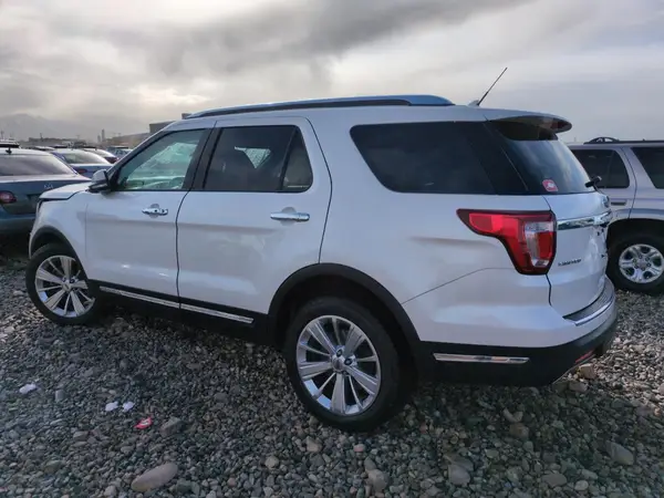 1FM5K8F83JGC71666 2018 FORD EXPLORER - Image 2