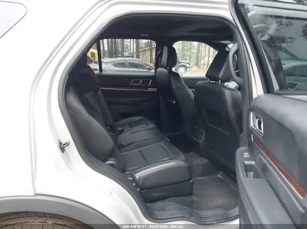 1FM5K8F83KGA19577 2019 FORD EXPLORER - Image 8