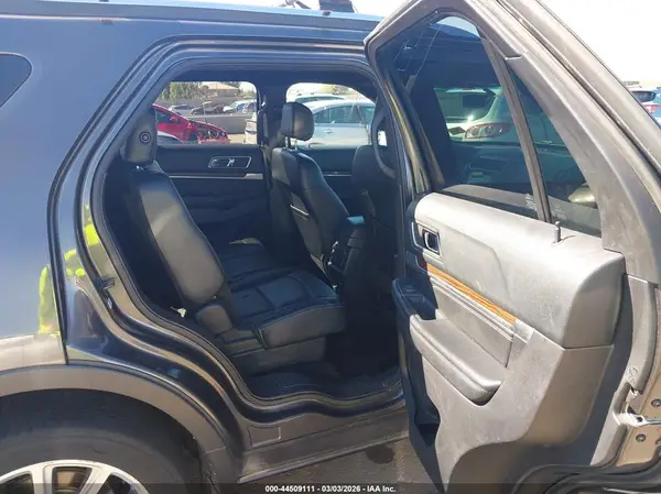 1FM5K8F84GGA37822 2016 FORD EXPLORER - Image 8