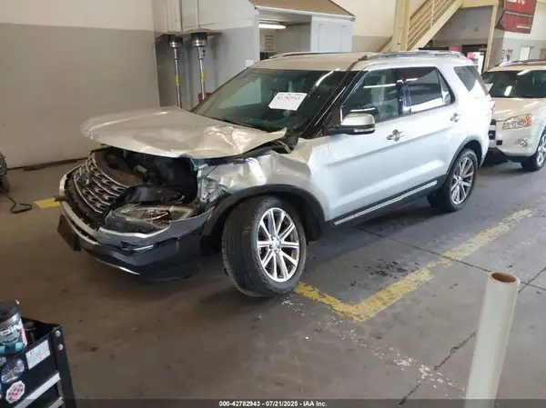 1FM5K8F84GGC09556 2016 FORD EXPLORER - Image 2
