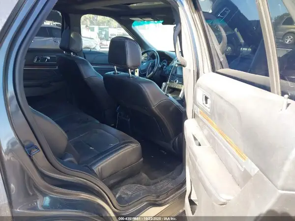 1FM5K8F84GGD14985 2016 FORD EXPLORER - Image 8