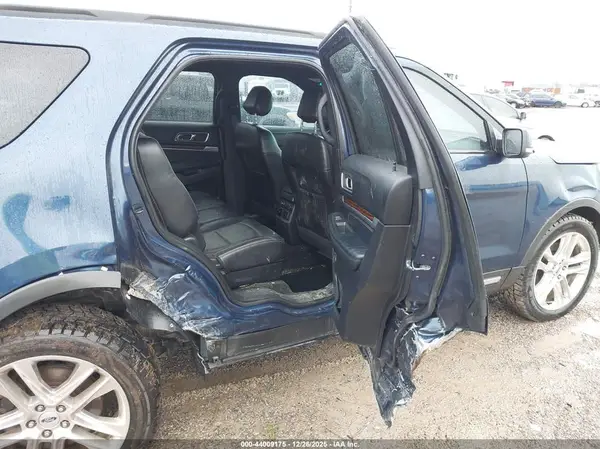 1FM5K8F84HGA61345 2017 FORD EXPLORER - Image 8